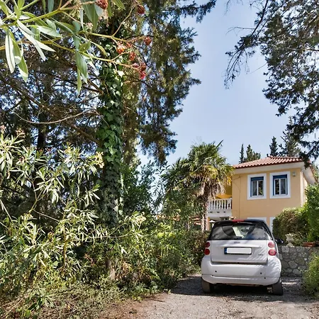 Villa Eleanor Geni Yénion