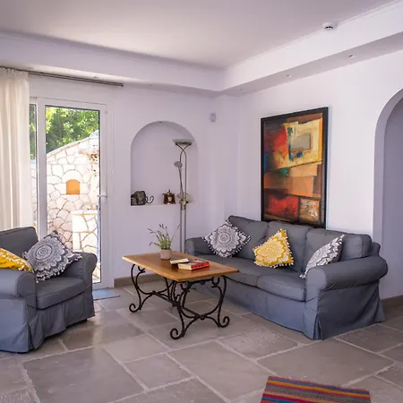 Villa Eleanor Geni