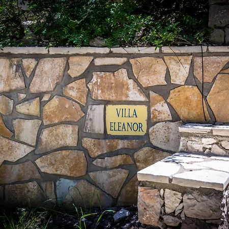 Villa Eleanor Geni *